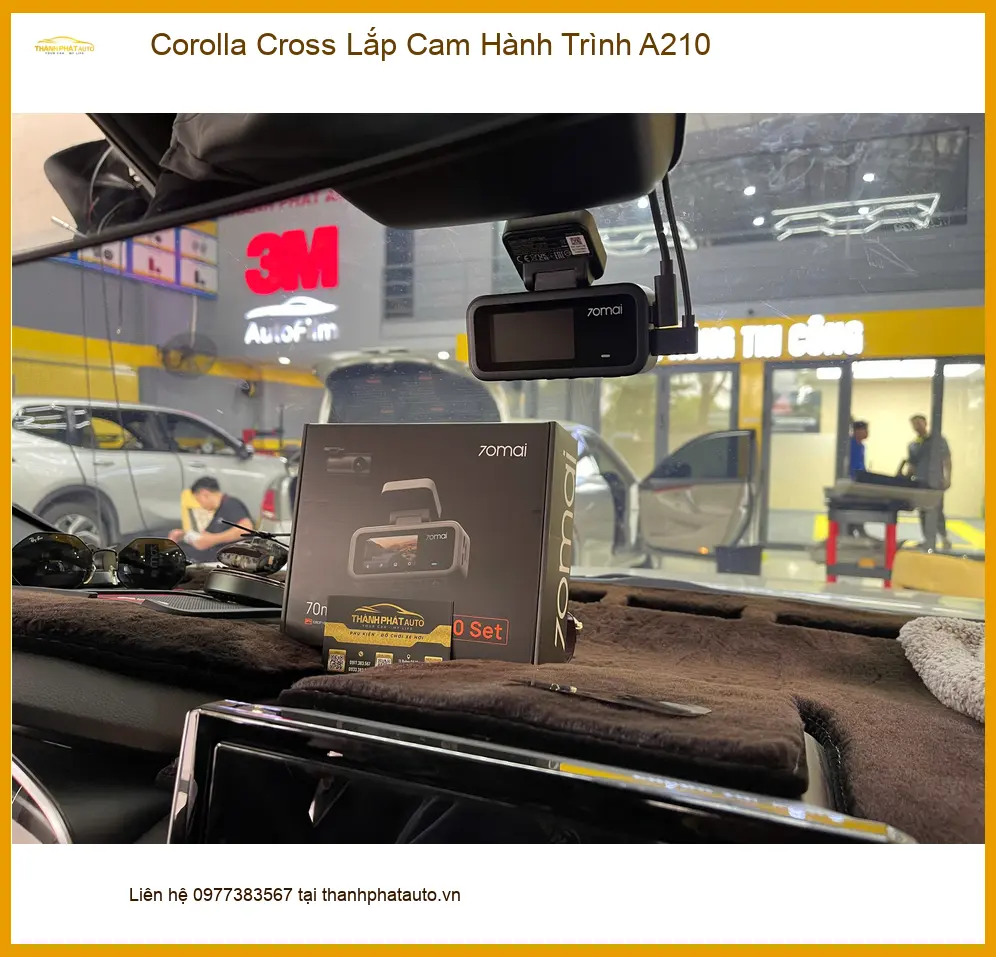 Anh Trường gắn camera hành trình A210 cho Corolla Cross tại Quận 9 để an tâm lái xe ảnh thực tế 4