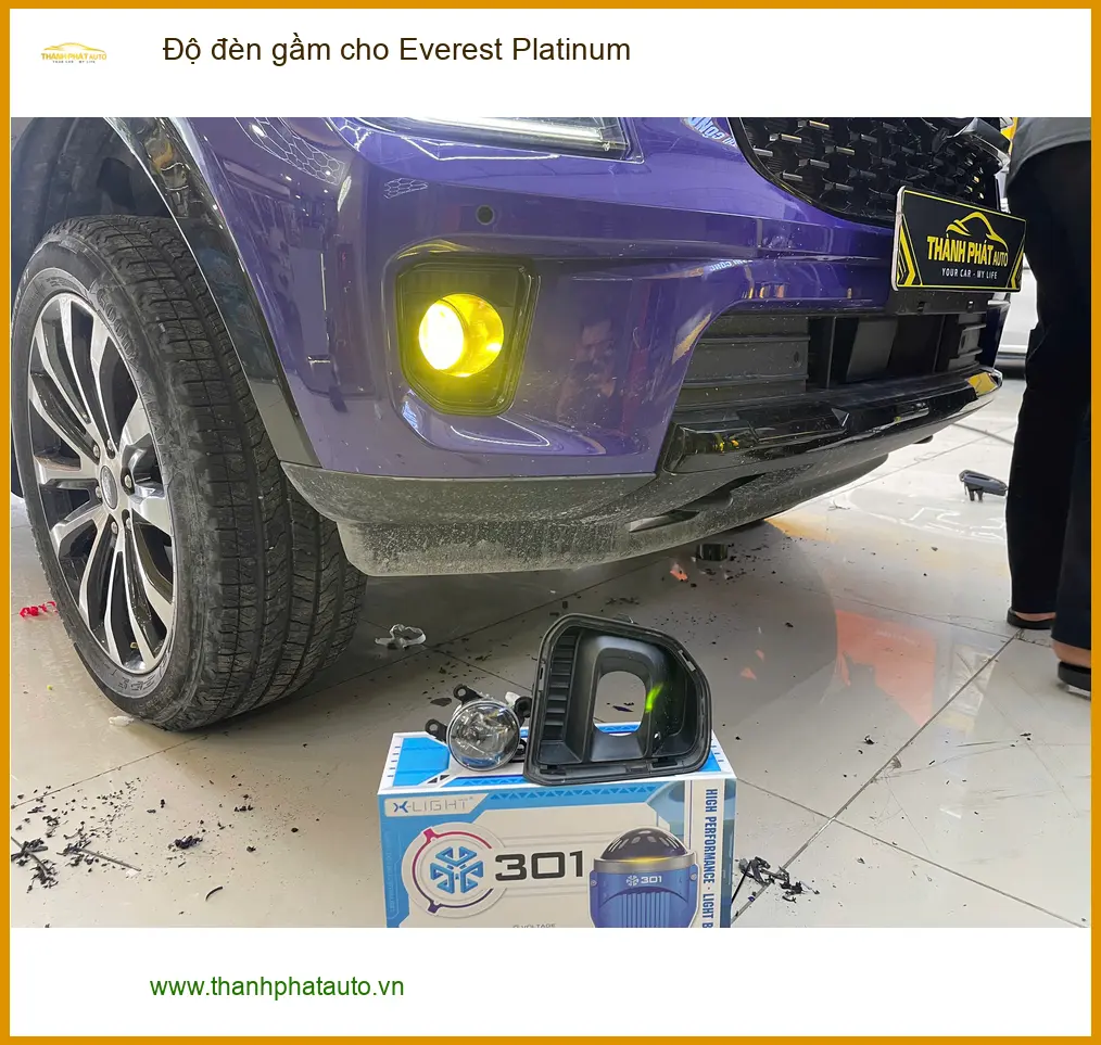 Anh Quang độ đèn gầm Ford Everest Platinum tại Quận 9 để cải thiện tầm nhìn