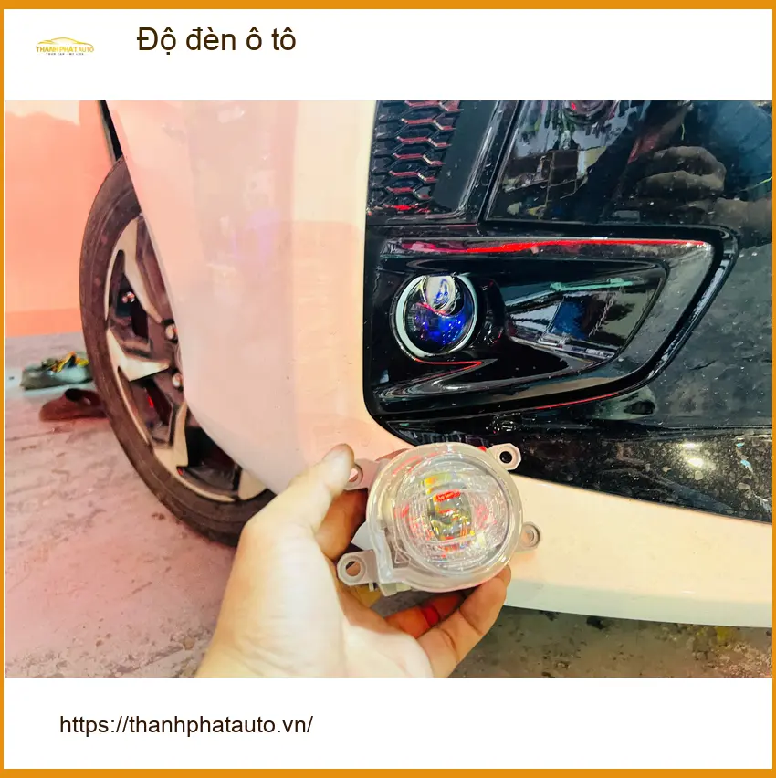 Anh Quang độ đèn ô tô Honda CRV tại Quận Tân Bình vì đèn zin quá yếu khi đi đêm ảnh thực tế 4