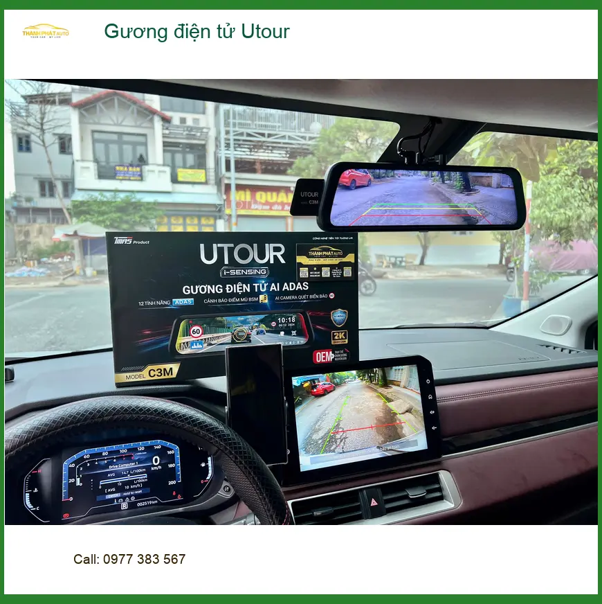 Chú Bình lắp gương điện tử Utour cho Honda CRV tại Quận 4 tăng tầm nhìn lái xe ảnh thực tế 2