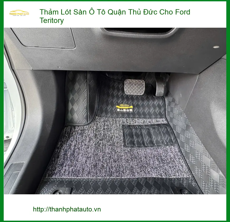 Anh Minh thay thảm lót sàn ô tô Ford Teritory tại Quận Thủ Đức vì thảm cũ khó vệ sinh