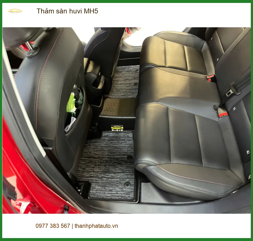 Chị Yến thay thảm sàn Huvi MH5 cho Honda CR-V ở Bình Thạnh, muốn dễ vệ sinh. ảnh thực tế 5