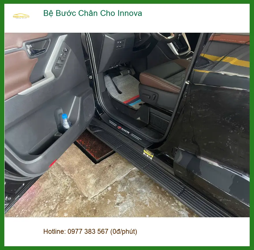 Chị Thảo lắp Bệ Bước Chân Innova tại Quận 9 giúp ba mẹ lên xuống tiện hơn ảnh thực tế 2